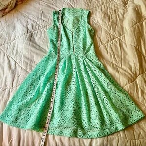 Ladies Guess Mint Green Sleeveless Lace Dress Size XXS